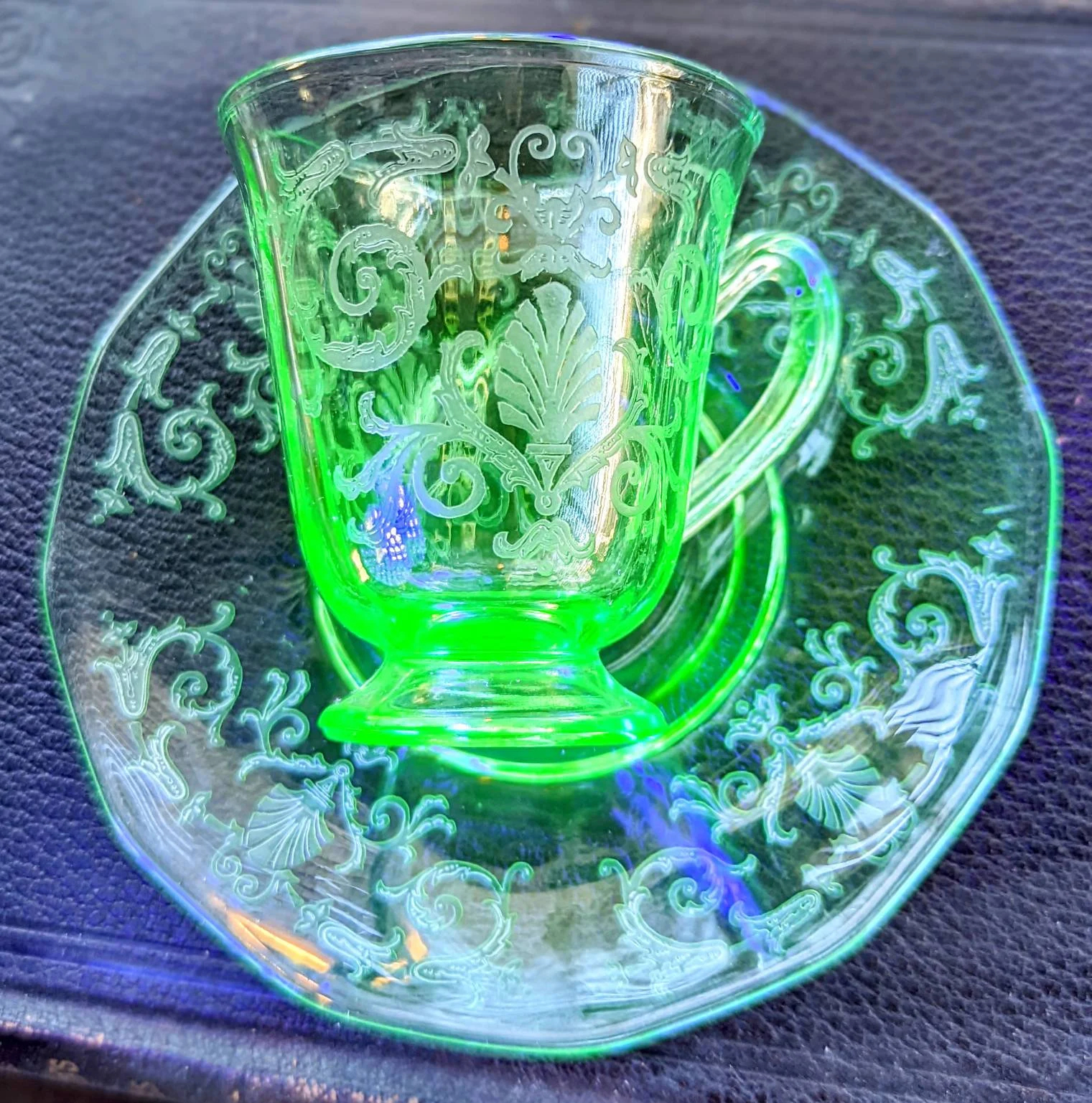 Whole Black Peppercorns